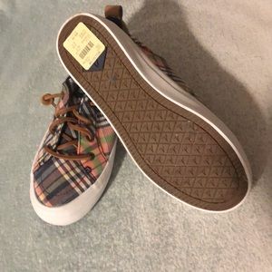 NWT Sperry ladies plaid sneakers sz 6.5